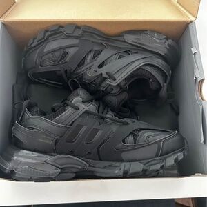 Balenciaga Tracks 43